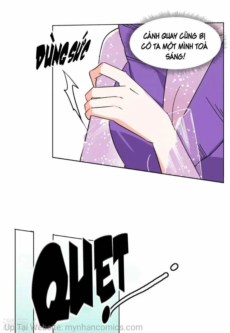 Cô ấy đến rồi, xin hãy nằm xuống! Chapter 126 - Trang 23