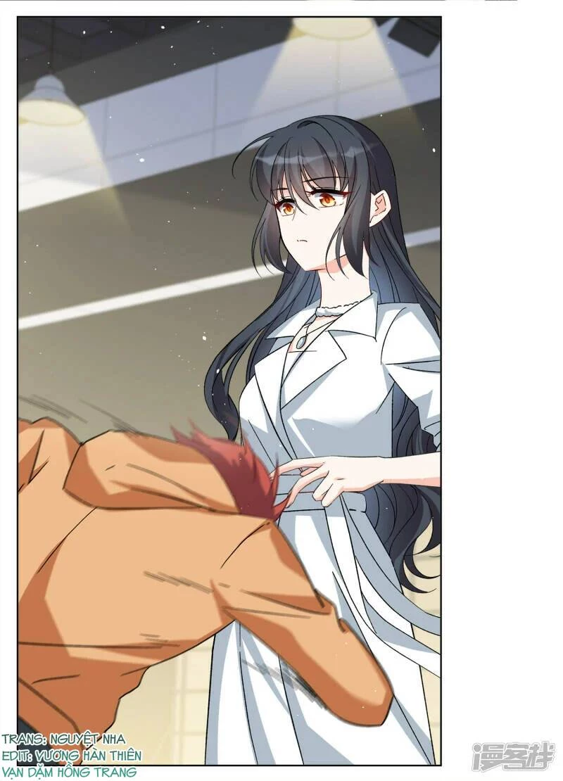 Cô ấy đến rồi, xin hãy nằm xuống! Chapter 217 - Trang 10