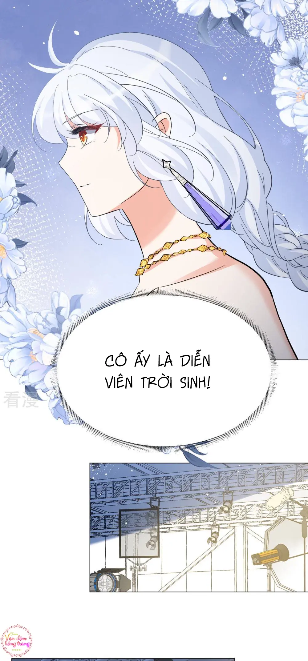 Cô ấy đến rồi, xin hãy nằm xuống! Chapter 329 - Trang 10