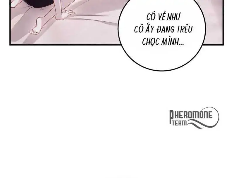 Cô Ấy Dường Như Đang Tán Tỉnh Tôi - Pheromone Chapter 11 - Trang 17