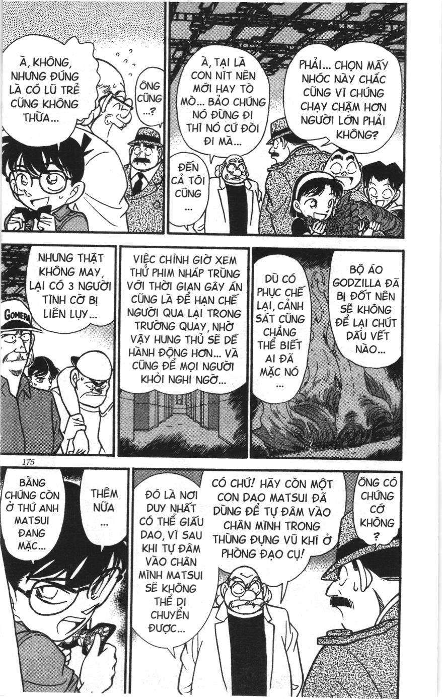 Thám tử lừng danh Conan Loạt truyện tranh Chapter 138 - Trang 13