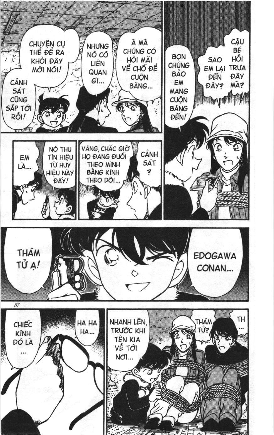 Thám tử lừng danh Conan Loạt truyện tranh Chapter 153 - Trang 15
