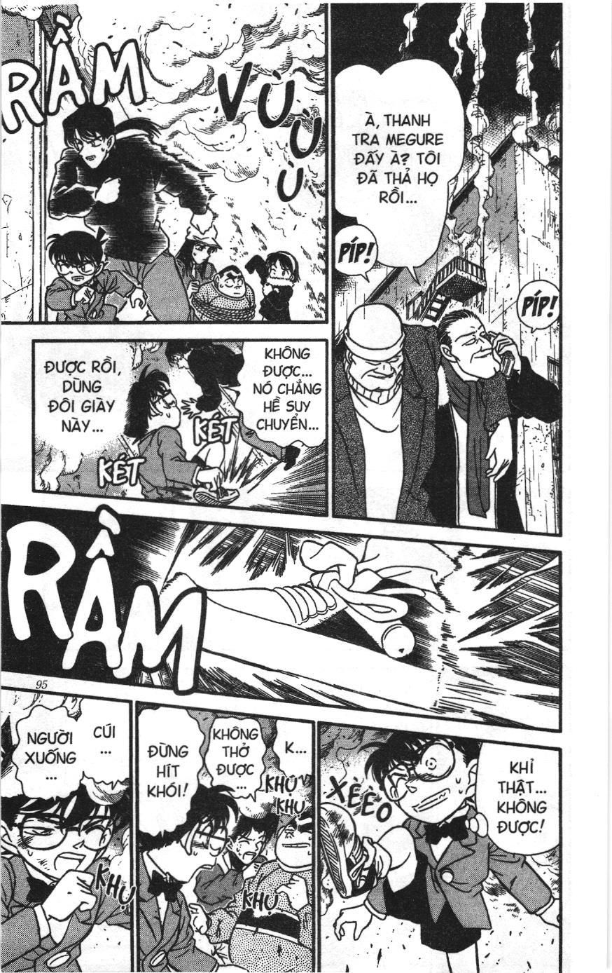 Thám tử lừng danh Conan Loạt truyện tranh Chapter 154 - Trang 7
