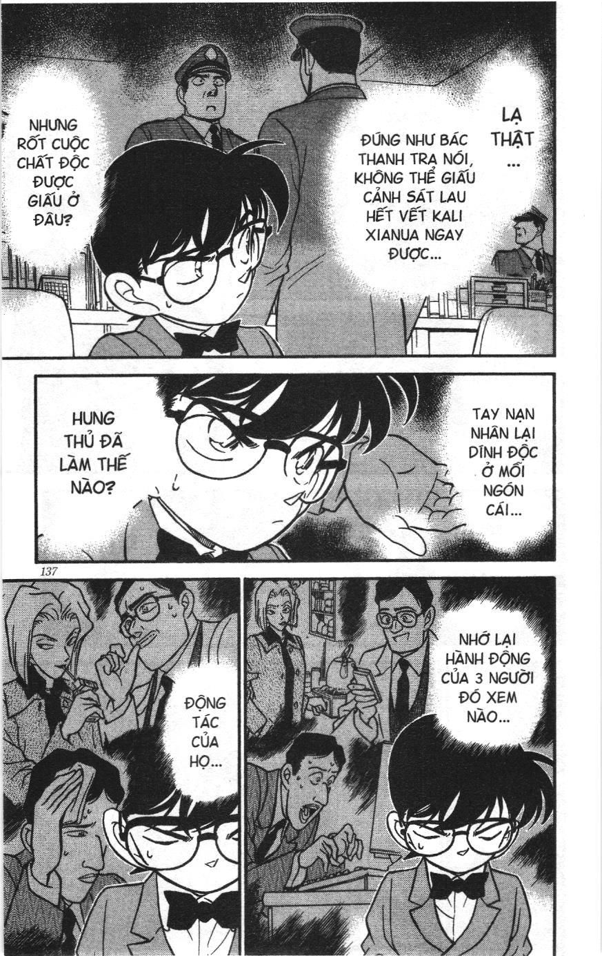 Thám tử lừng danh Conan Loạt truyện tranh Chapter 156 - Trang 13