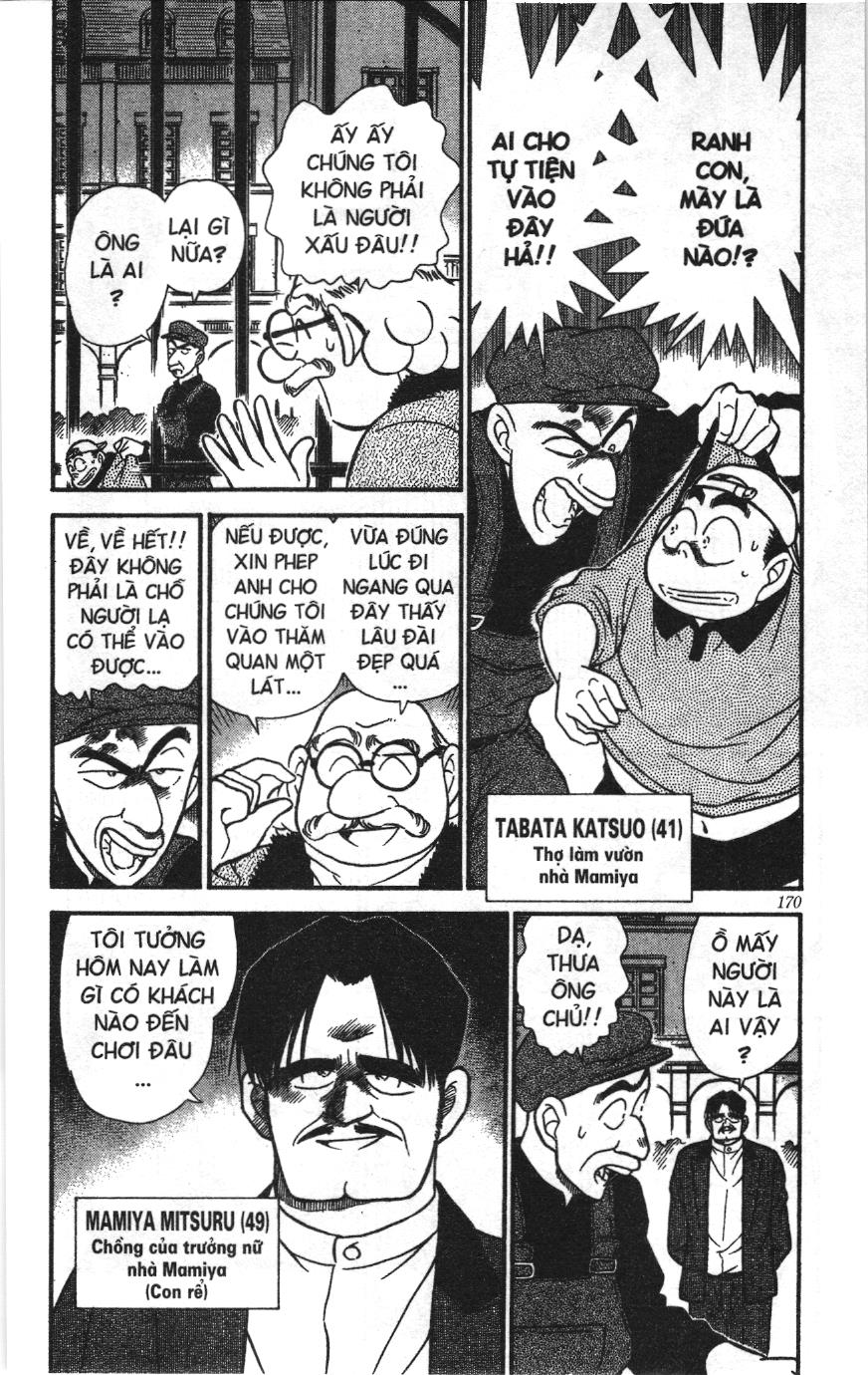 Thám tử lừng danh Conan Loạt truyện tranh Chapter 208 - Trang 4