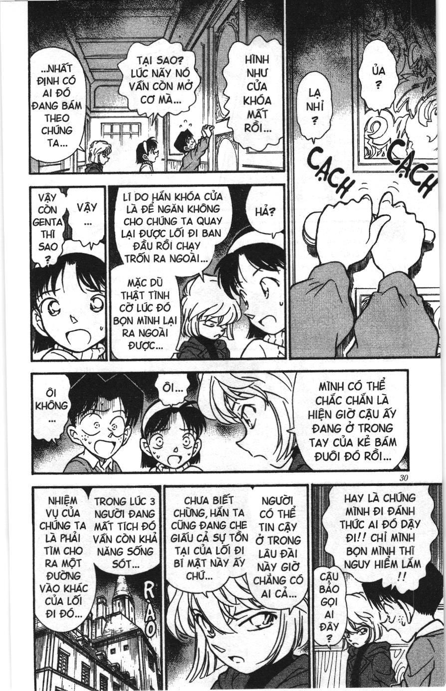 Thám tử lừng danh Conan Loạt truyện tranh Chapter 210 - Trang 12