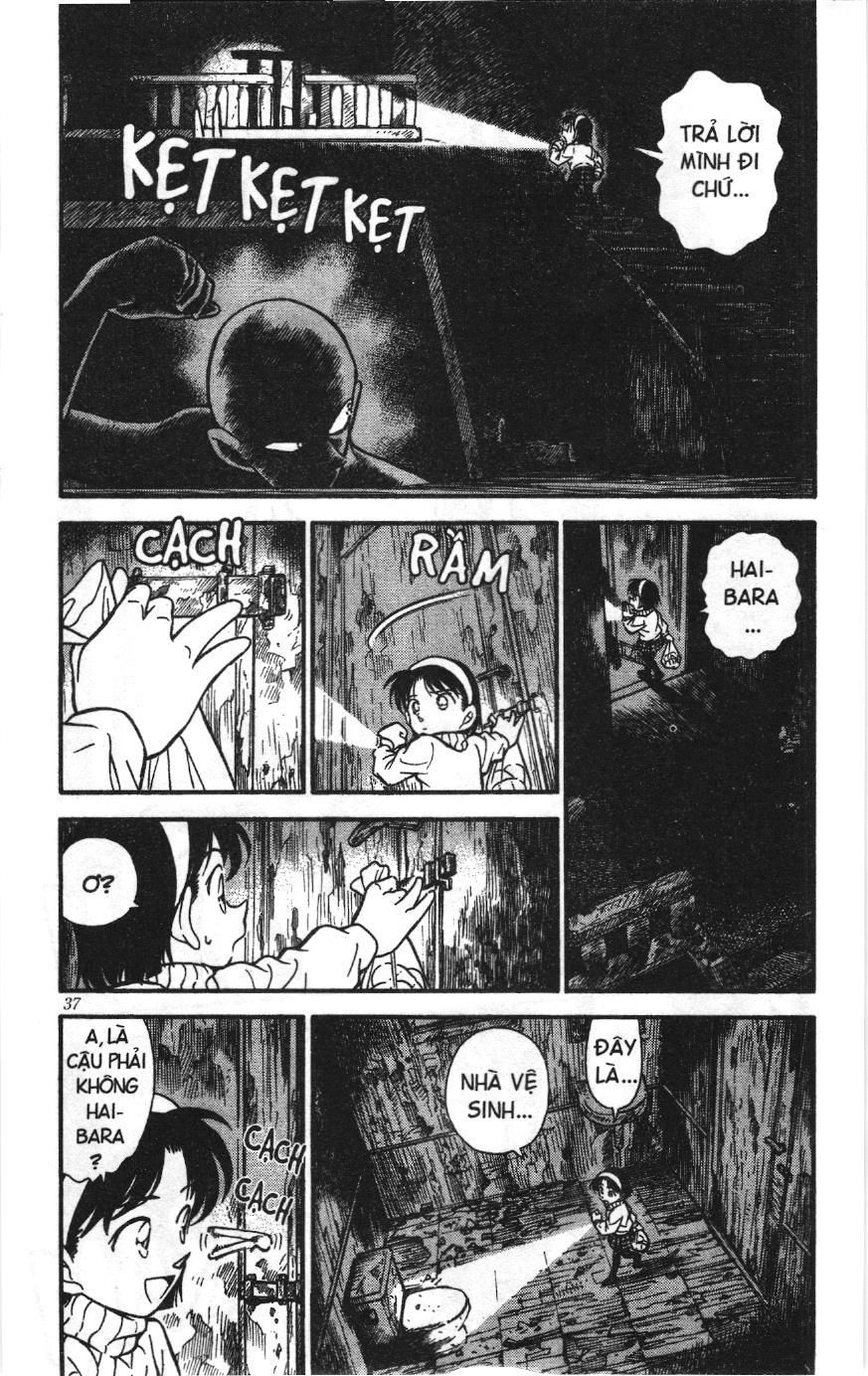 Thám tử lừng danh Conan Loạt truyện tranh Chapter 211 - Trang 3