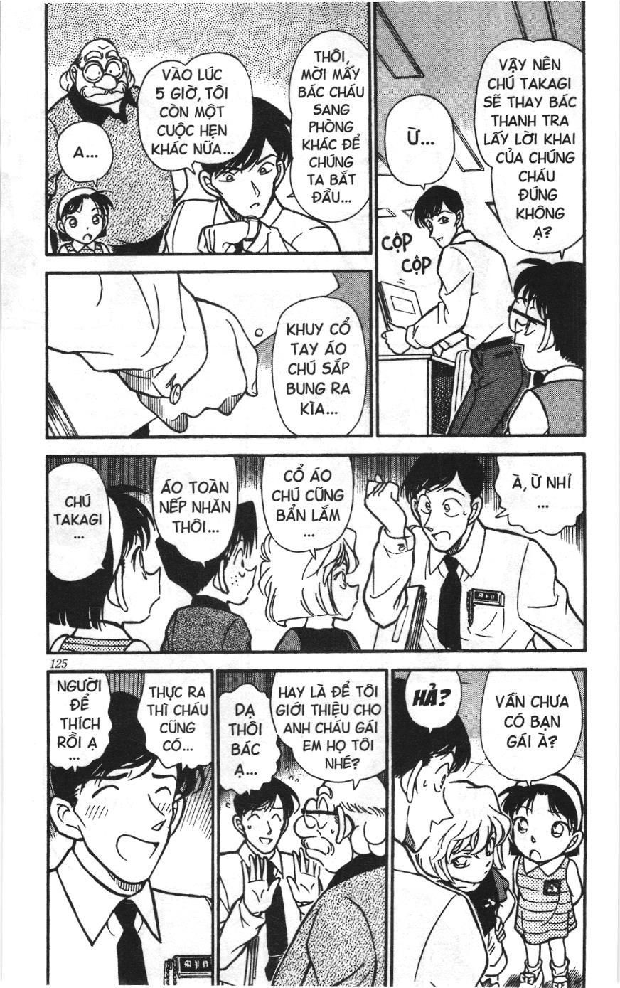 Thám tử lừng danh Conan Loạt truyện tranh Chapter 216 - Trang 5