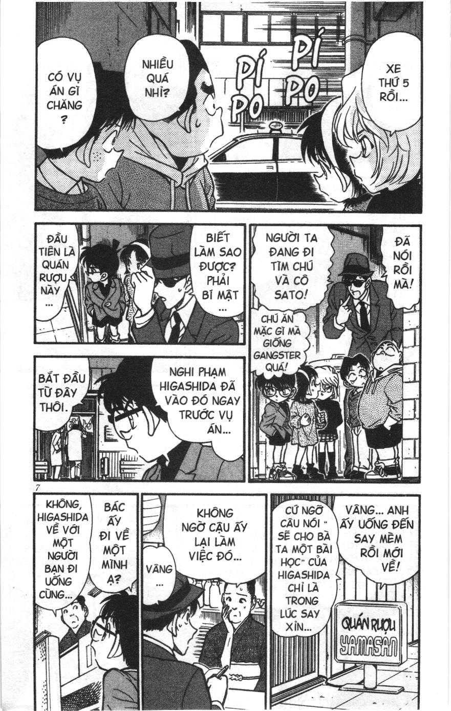 Thám tử lừng danh Conan Loạt truyện tranh Chapter 242 - Trang 5