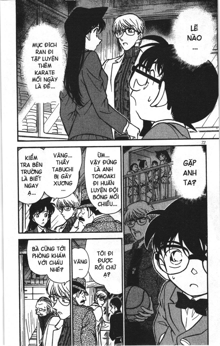 Thám tử lừng danh Conan Loạt truyện tranh Chapter 246 - Trang 2