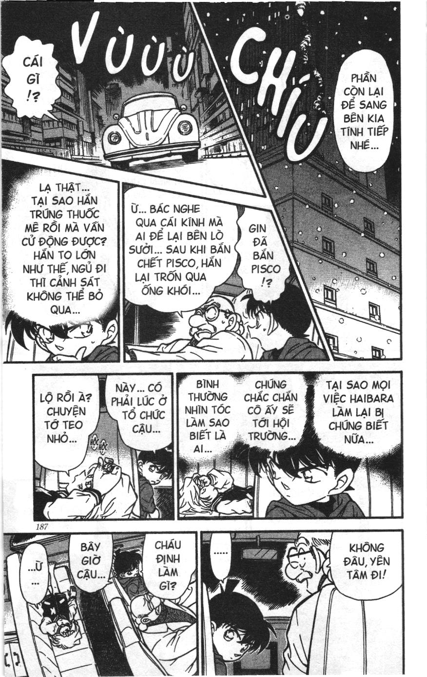 Thám tử lừng danh Conan Loạt truyện tranh Chapter 252 - Trang 15