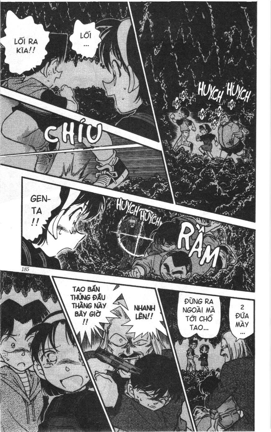 Thám tử lừng danh Conan Loạt truyện tranh Chapter 263 - Trang 11