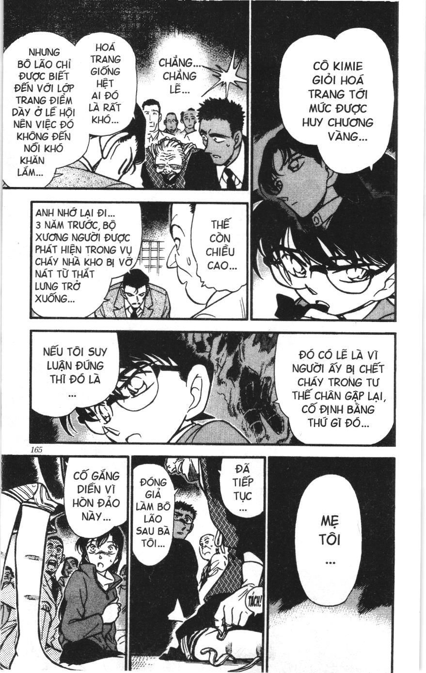 Thám tử lừng danh Conan Loạt truyện tranh Chapter 293 - Trang 11