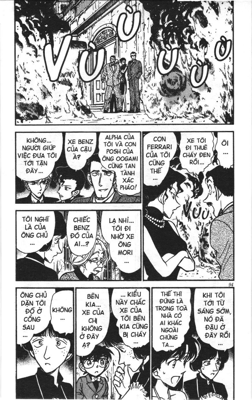 Thám tử lừng danh Conan Loạt truyện tranh Chapter 311 - Trang 4