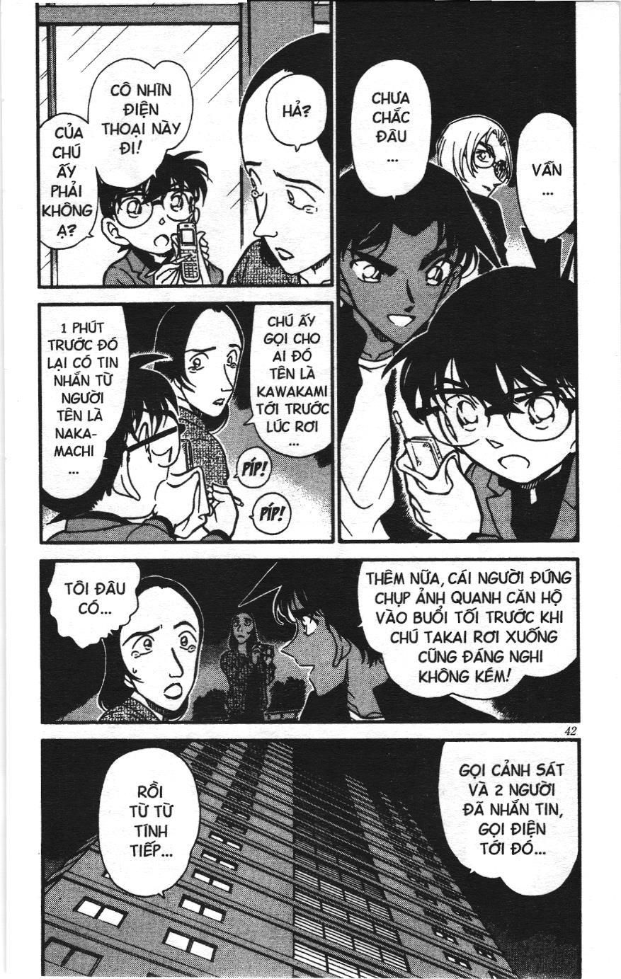 Thám tử lừng danh Conan Loạt truyện tranh Chapter 352 - Trang 4