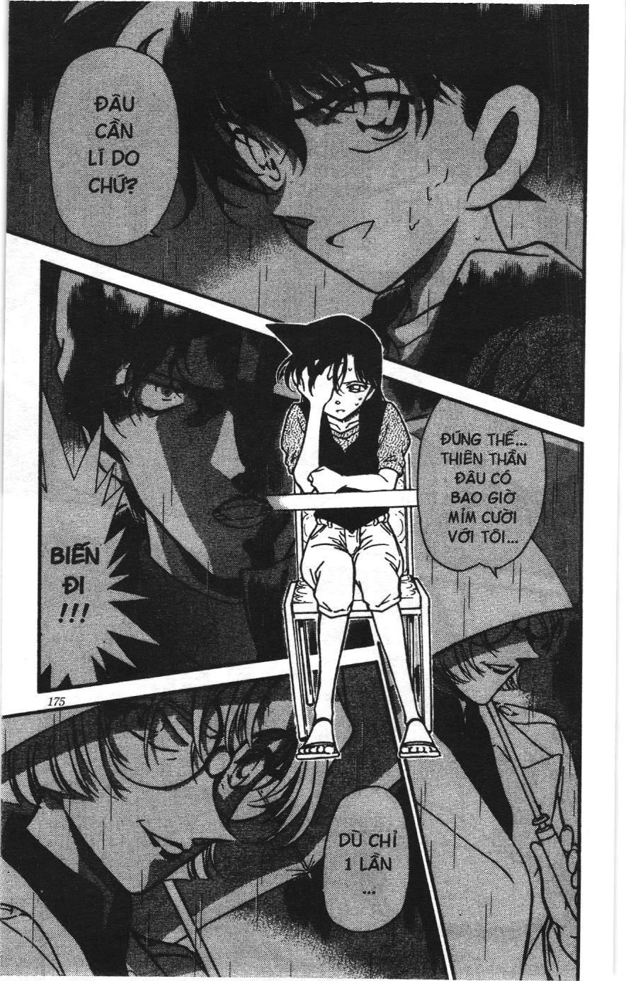 Thám tử lừng danh Conan Loạt truyện tranh Chapter 360 - Trang 17