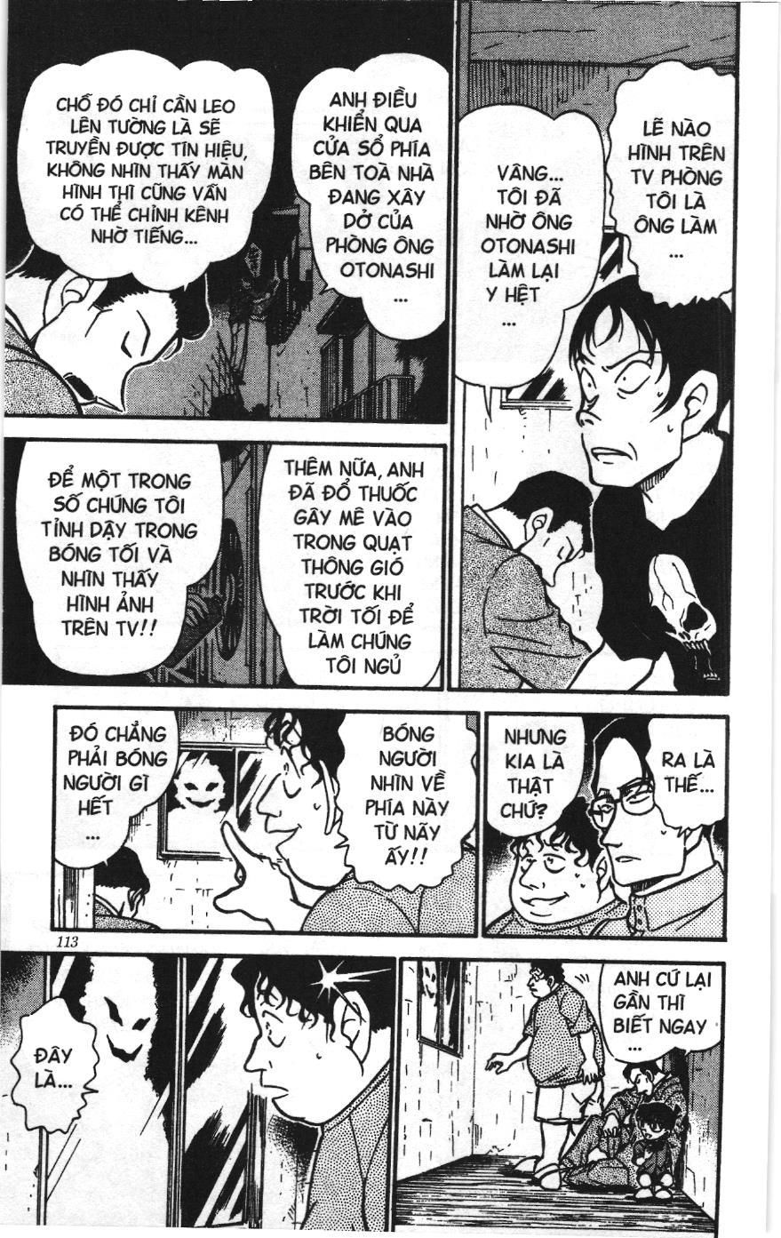 Thám tử lừng danh Conan Loạt truyện tranh Chapter 368 - Trang 11