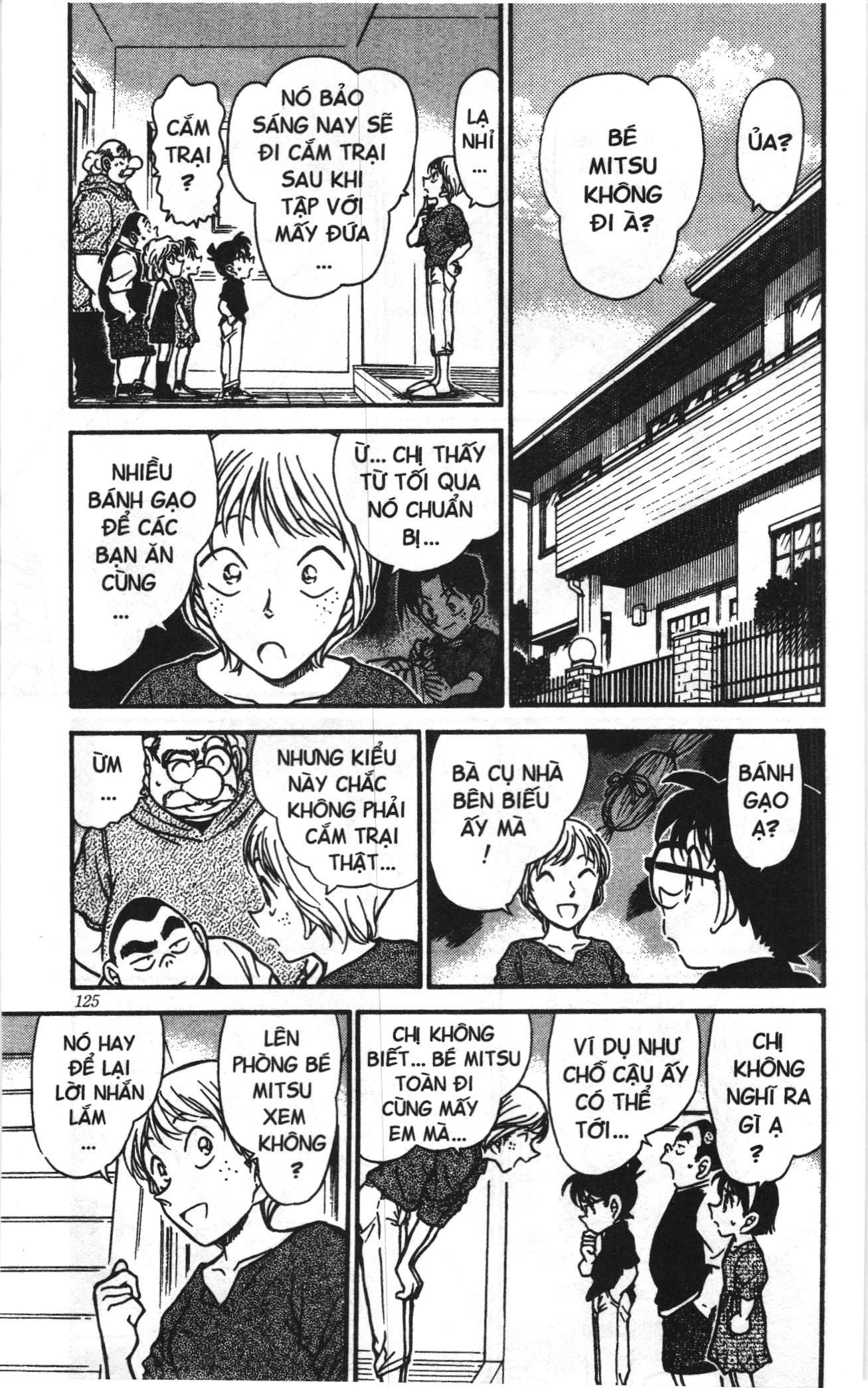Thám tử lừng danh Conan Loạt truyện tranh Chapter 369 - Trang 5