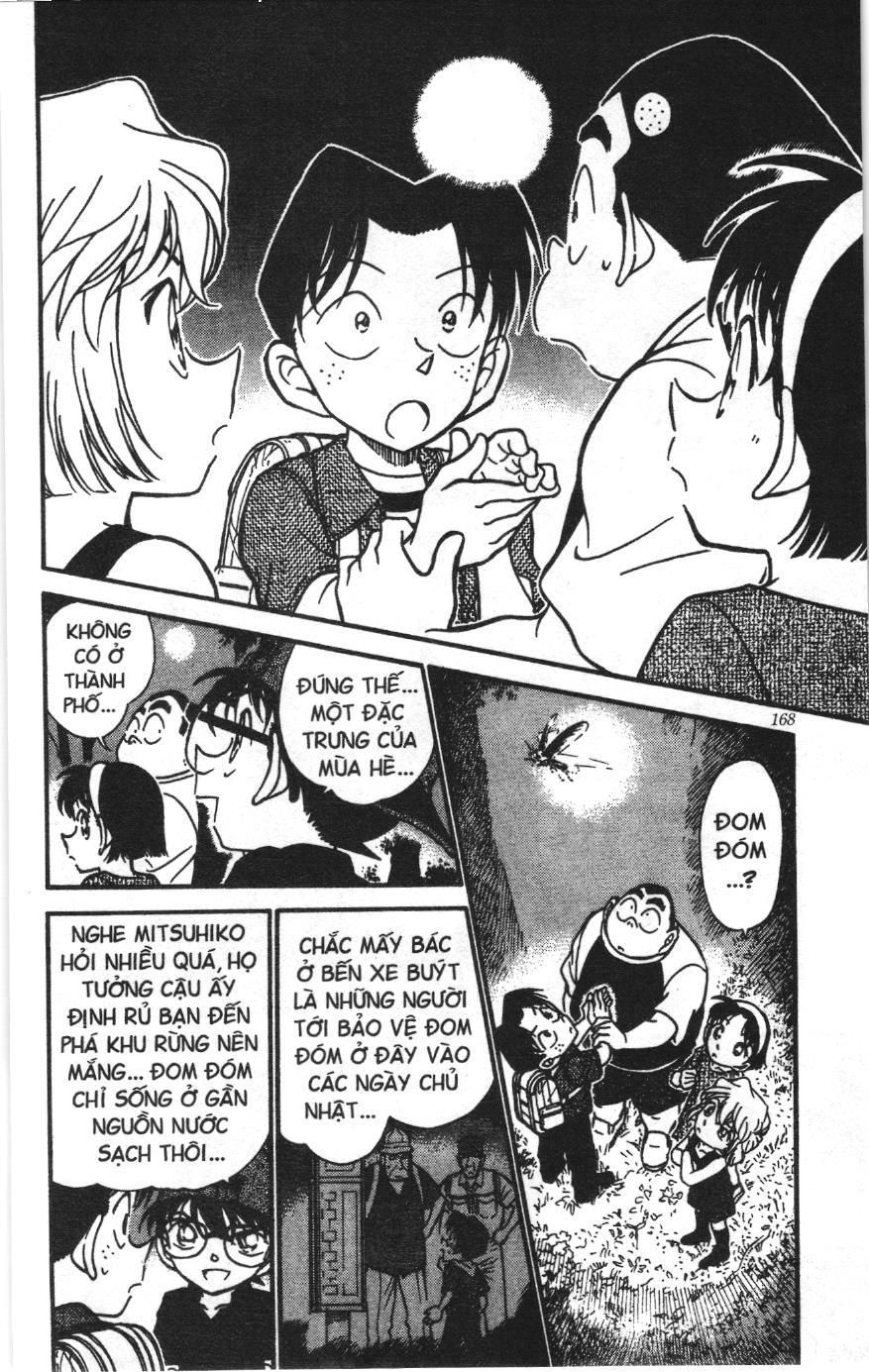 Thám tử lừng danh Conan Loạt truyện tranh Chapter 371 - Trang 14