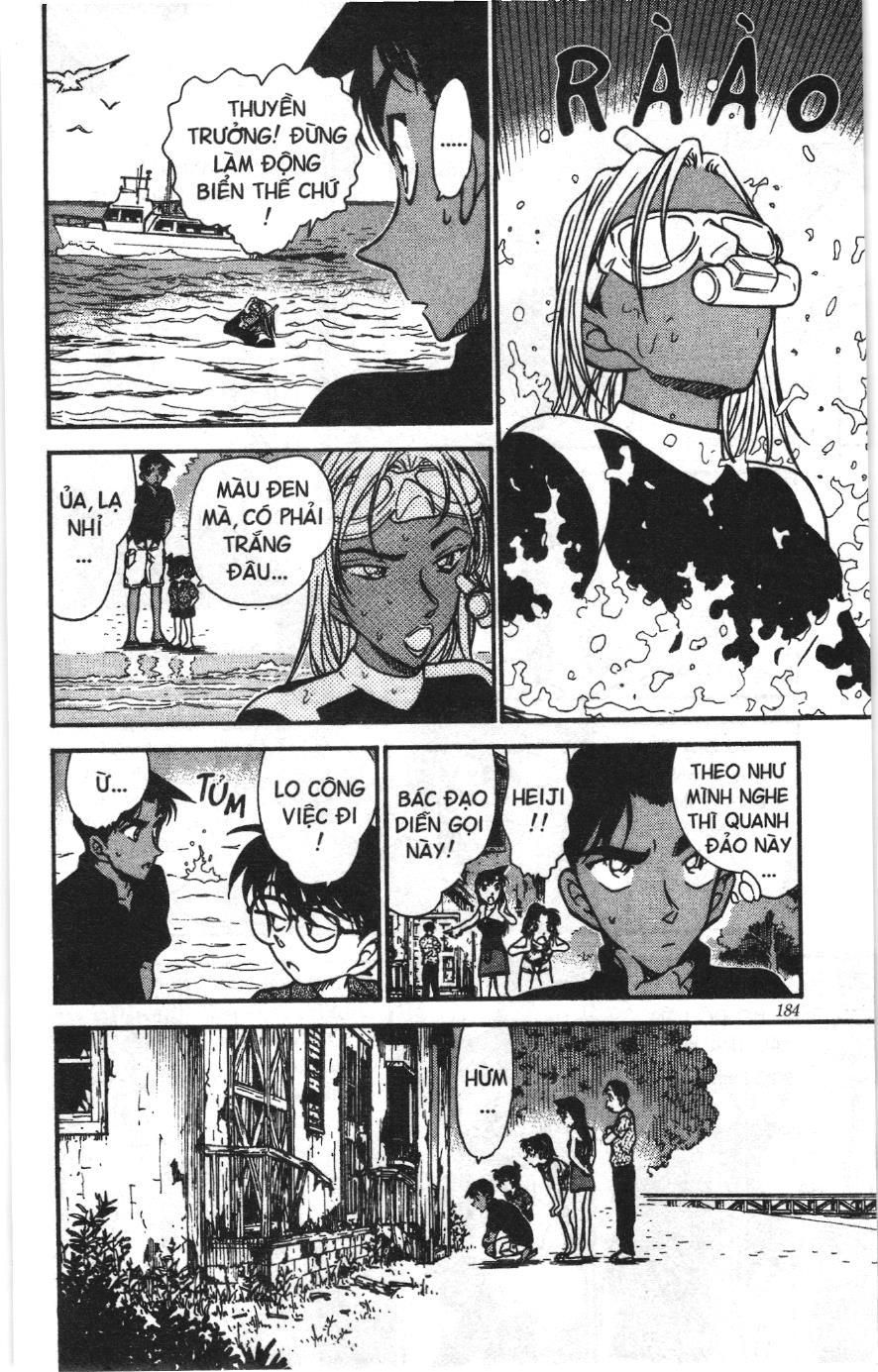 Thám tử lừng danh Conan Loạt truyện tranh Chapter 372 - Trang 10