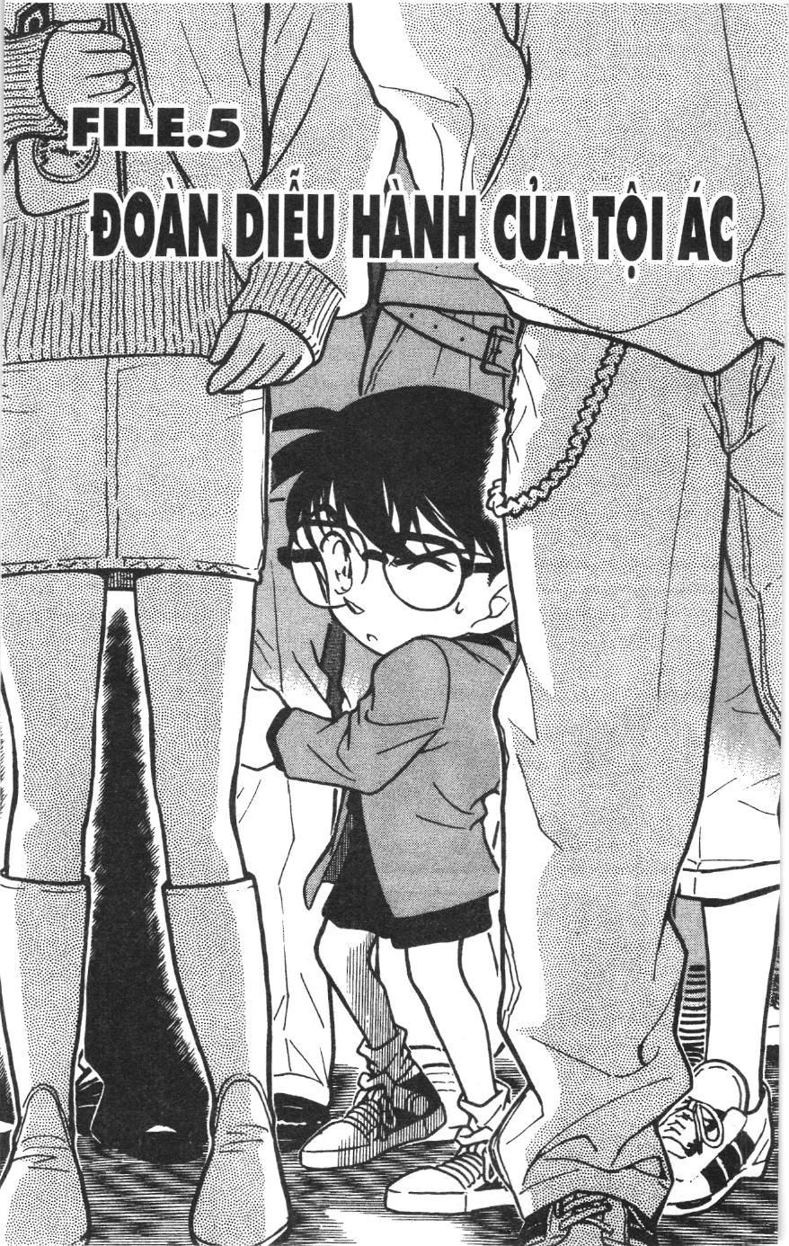 Thám tử lừng danh Conan Loạt truyện tranh Chapter 377 - Trang 1