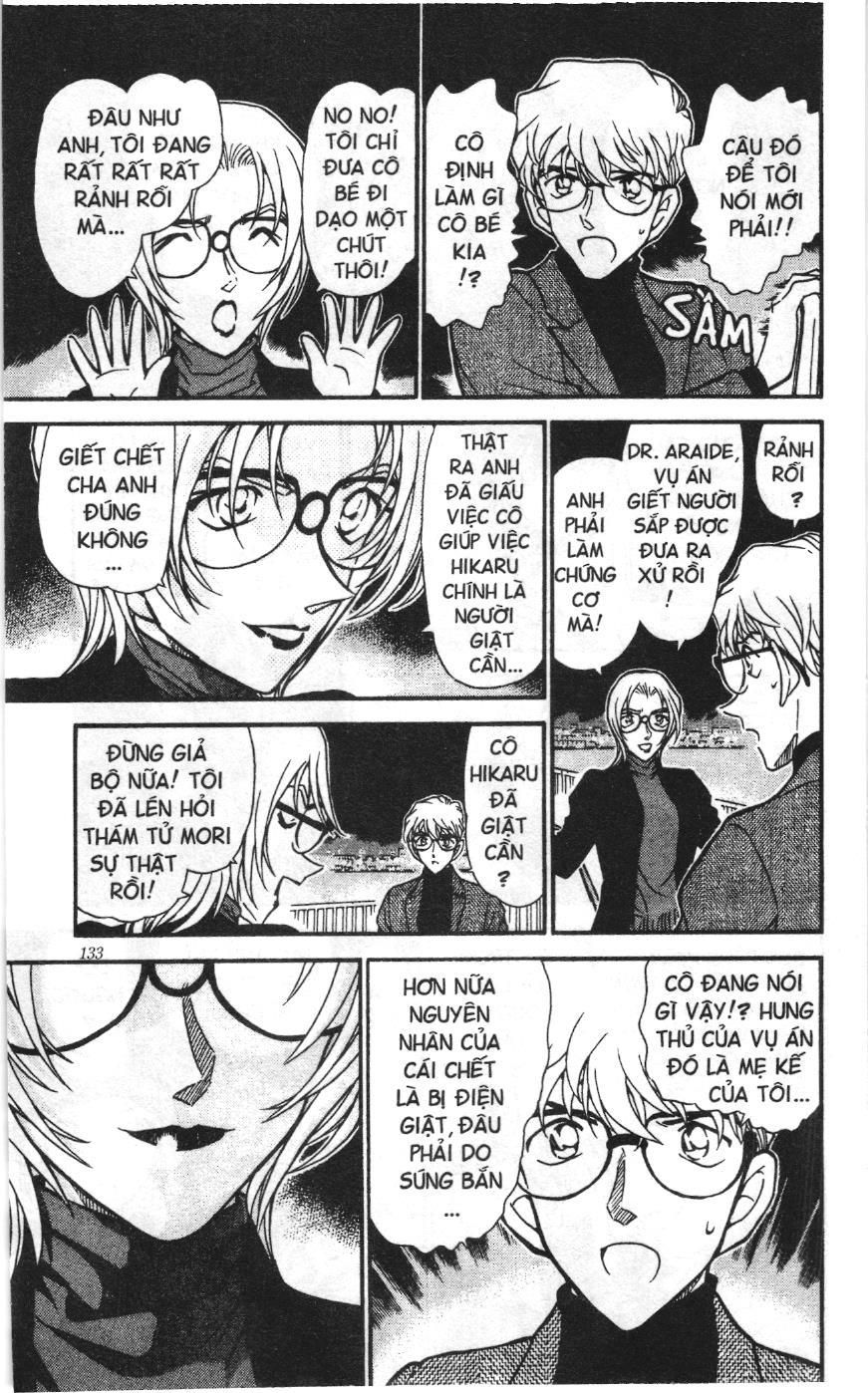 Thám tử lừng danh Conan Loạt truyện tranh Chapter 441 - Trang 10