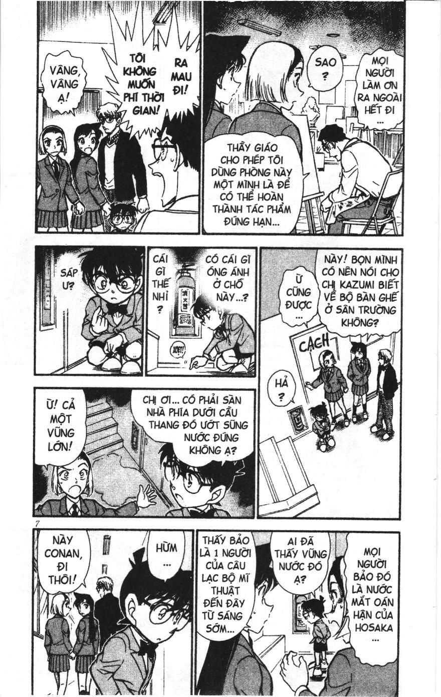 Thám tử lừng danh Conan Loạt truyện tranh Chapter 467 - Trang 5