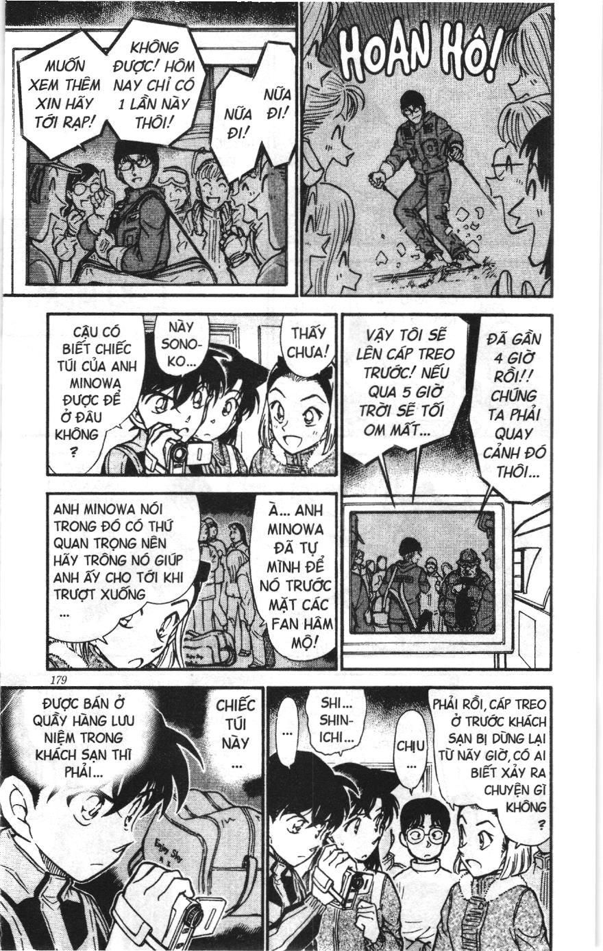 Thám tử lừng danh Conan Loạt truyện tranh Chapter 533 - Trang 9