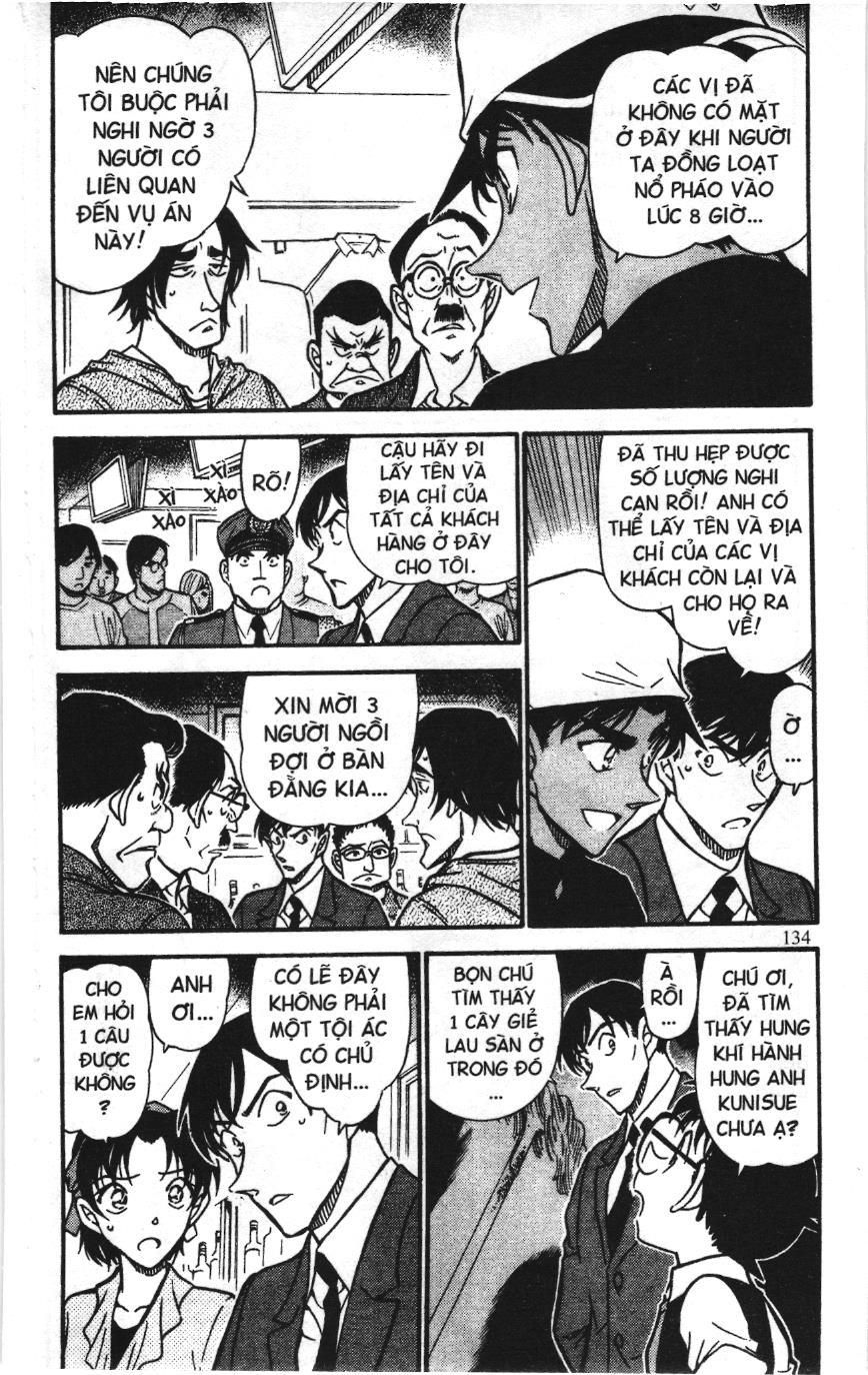 Thám tử lừng danh Conan Loạt truyện tranh Chapter 706 - Trang 4