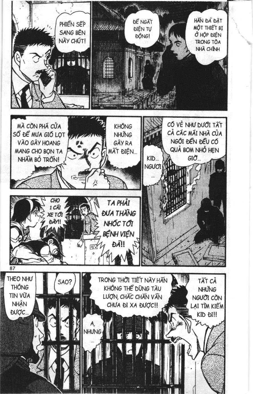 Thám tử lừng danh Conan Loạt truyện tranh Chapter 725 - Trang 5