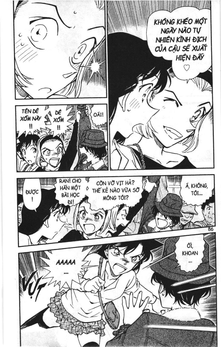 Thám tử lừng danh Conan Loạt truyện tranh Chapter 779 - Trang 4